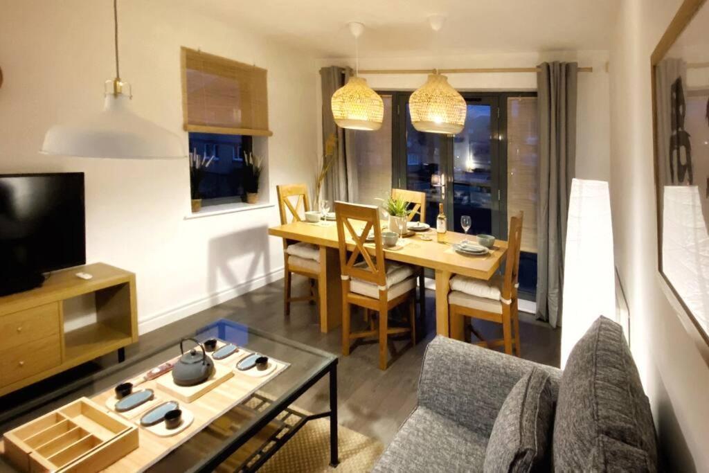 Japanese Style Muji Two-Bedroom Apt Swansea Luaran gambar