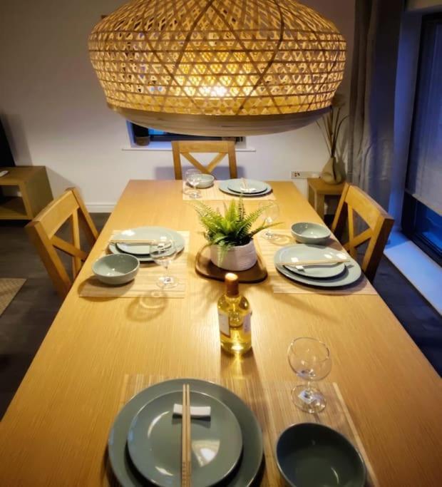 Japanese Style Muji Two-Bedroom Apt Swansea Luaran gambar