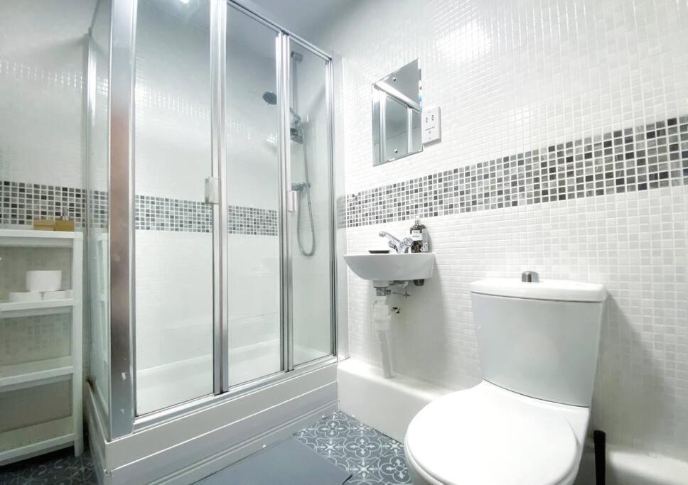 Japanese Style Muji Two-Bedroom Apt Swansea Luaran gambar